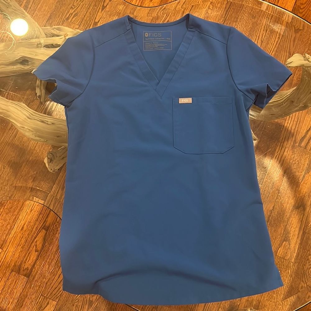 Figs xxs scrub top
